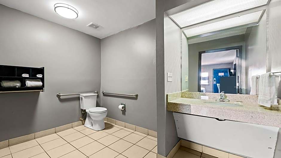 Motel 6 Prattville AL