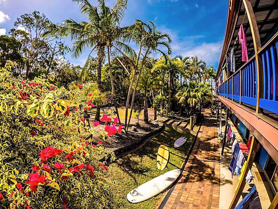 Cool Bananas Backpackers