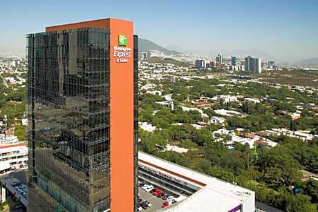 Holiday Inn Express & Suites Monterrey Valle