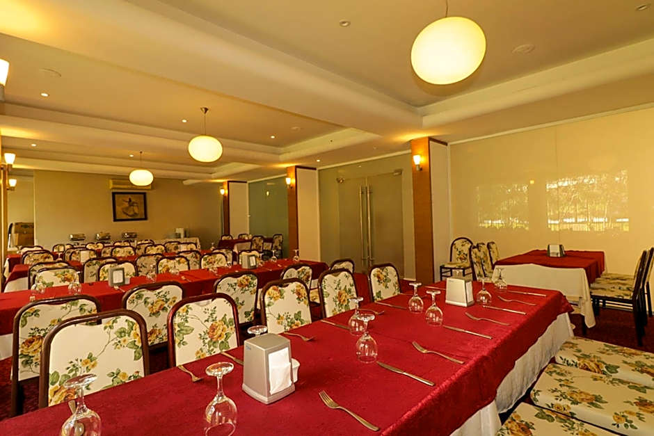 Lycus River Thermal Hotel