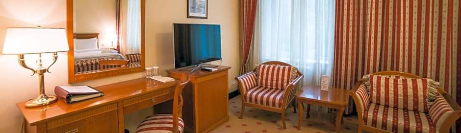 Grand Tien Shan Hotel