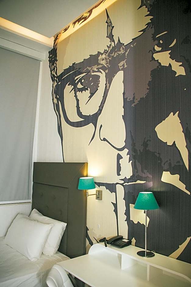 OH NICE REVELLIN CEUTA