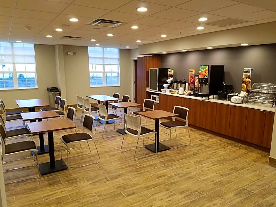 Microtel Inn & Suites by Wyndham Niagara Falls
