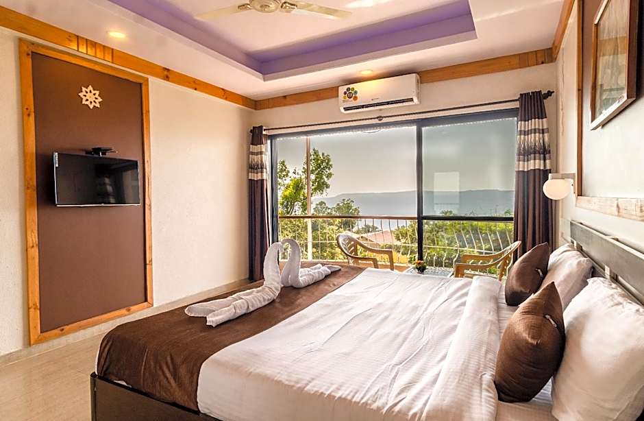 Saga Resort