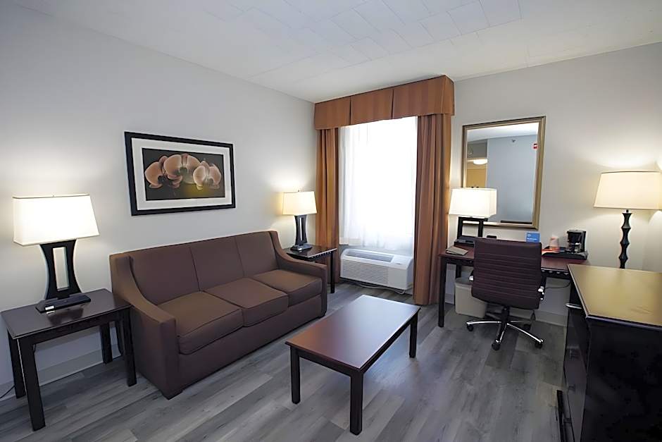 Best Western Paramus Hotel & Suites
