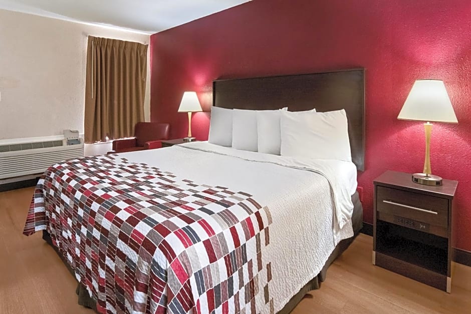 Red Roof Inn Ames