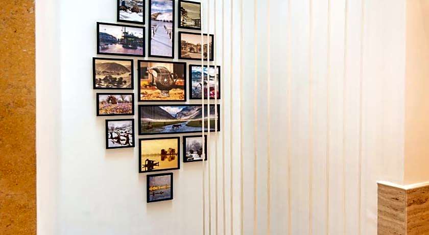 Bloom Boutique I GK1