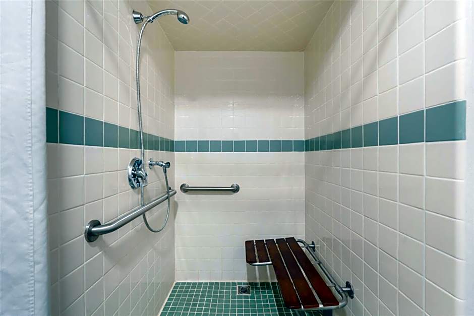 Best Western Plus John Jay Inn & Suites