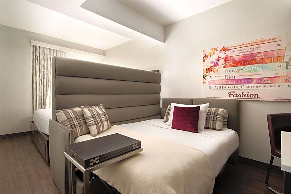 Embassy Suites By Hilton New York Midtown Manhattan