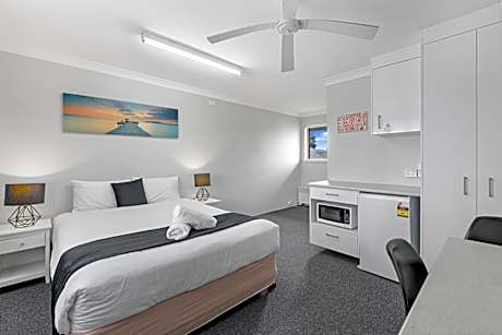 Queen Room - Non Smoking