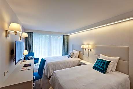 Superior Twin Room with Garden View