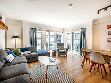 Modern apartment in Koksijde with sea view