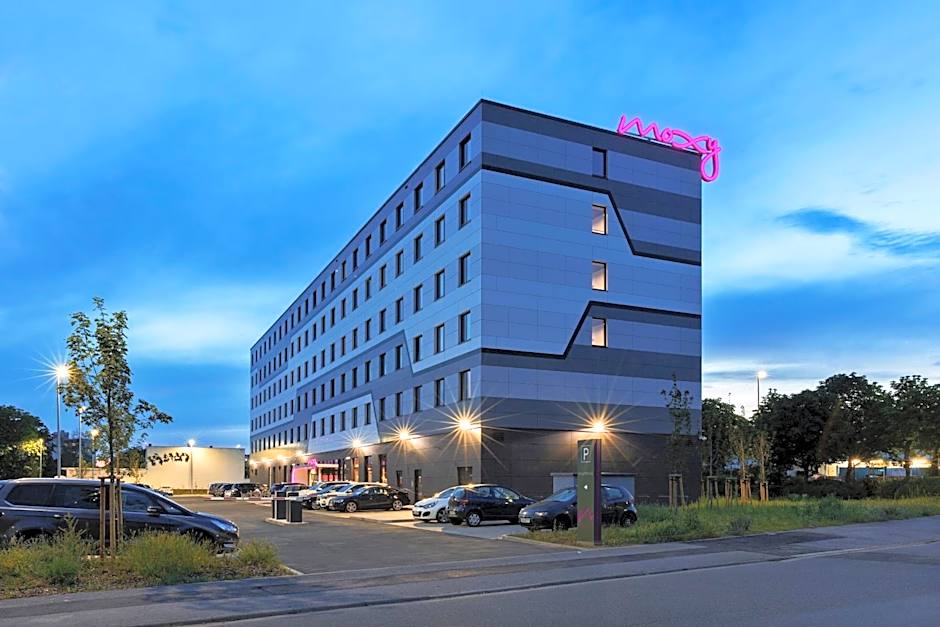 Moxy Frankfurt Airport Kelsterbach