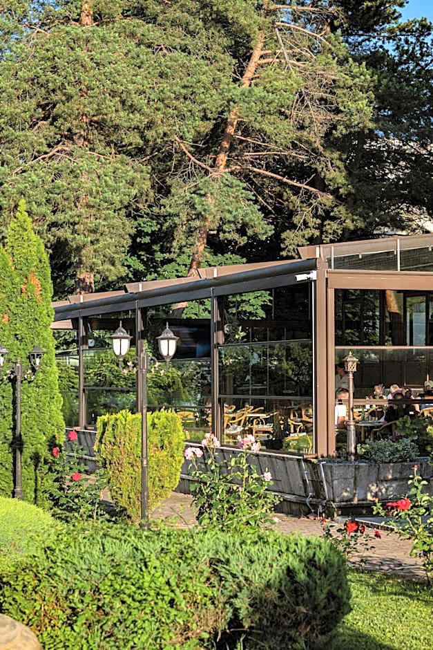 Hotel Sallaris Monteoru