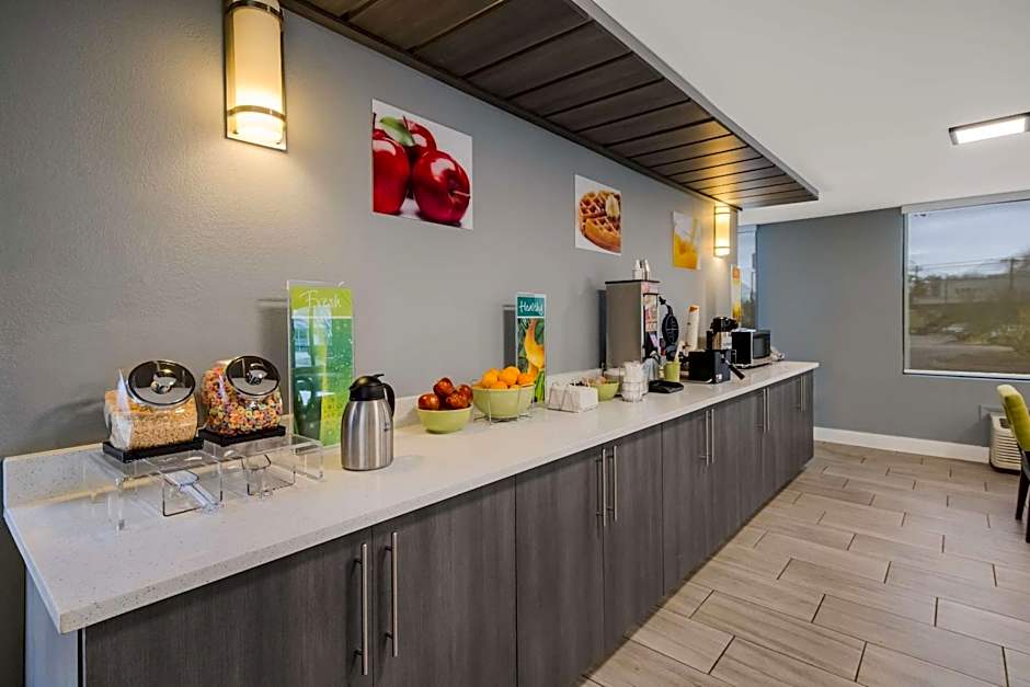Quality Inn Asheville Airport
