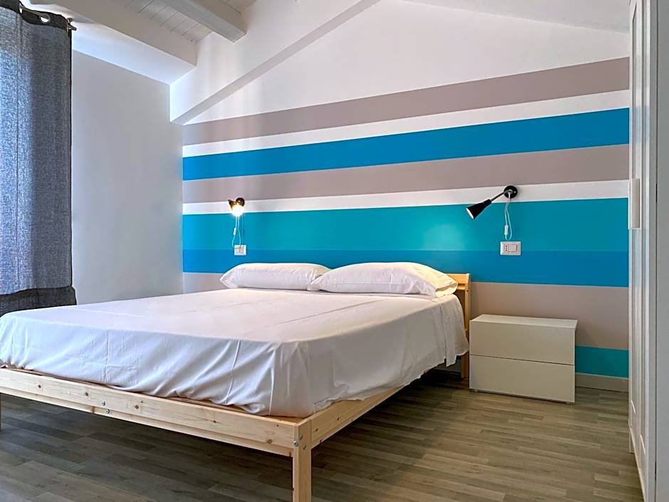 Marina di Petrolo Apartments