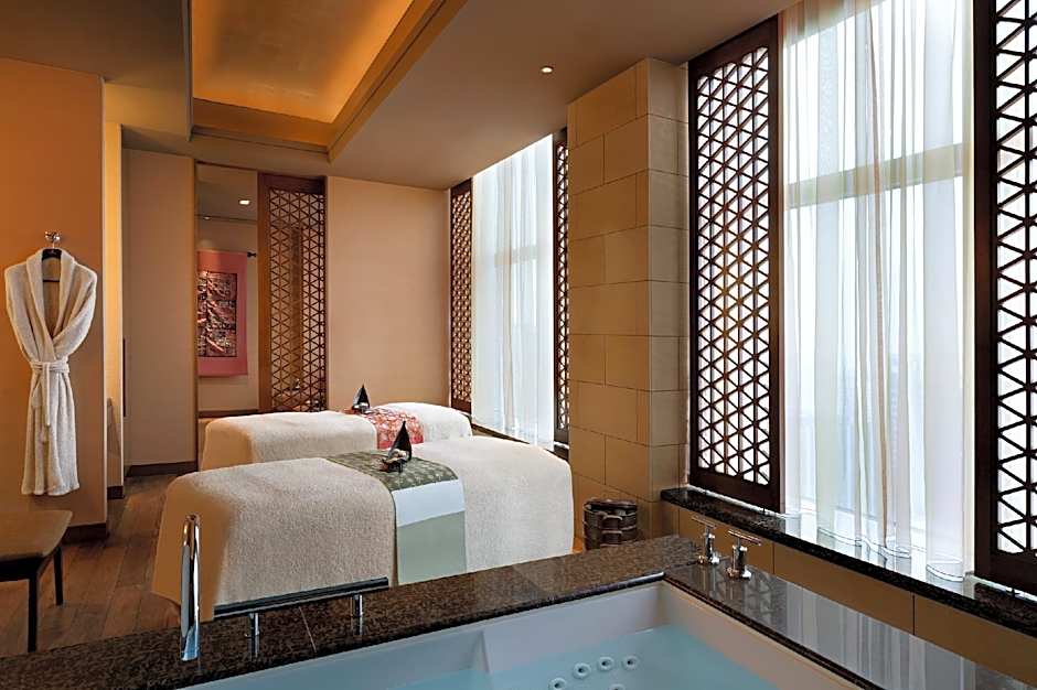 Shangri-La Hotel, Tokyo