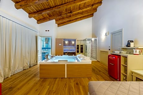 King Suite with Spa Bath