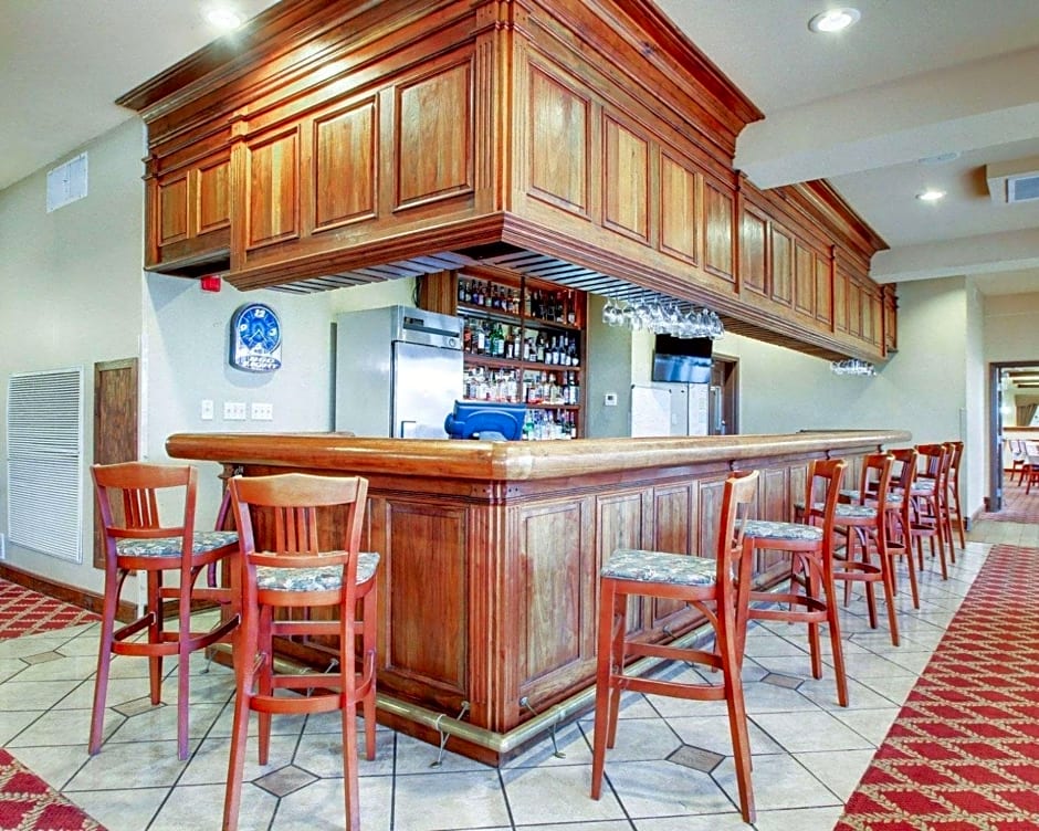 Clarion Suites Vidalia Riverfront