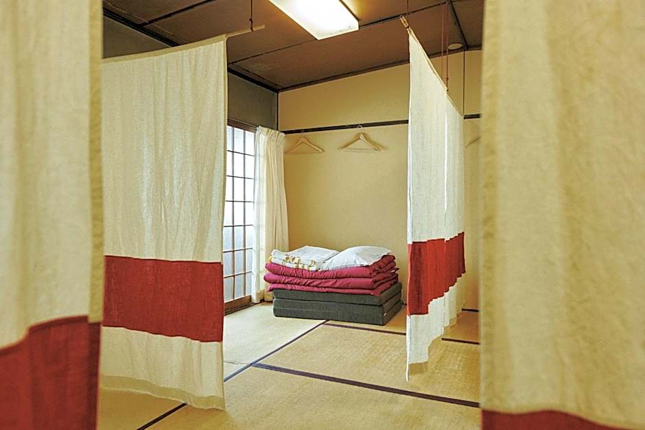 Gojo Guest House – Kyoto, IL