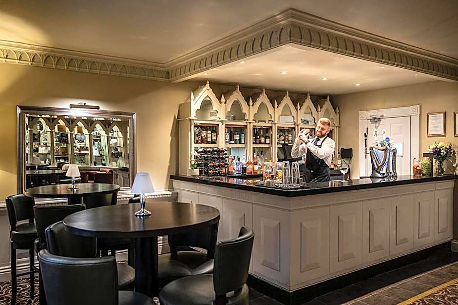 Brandshatch Place & Spa