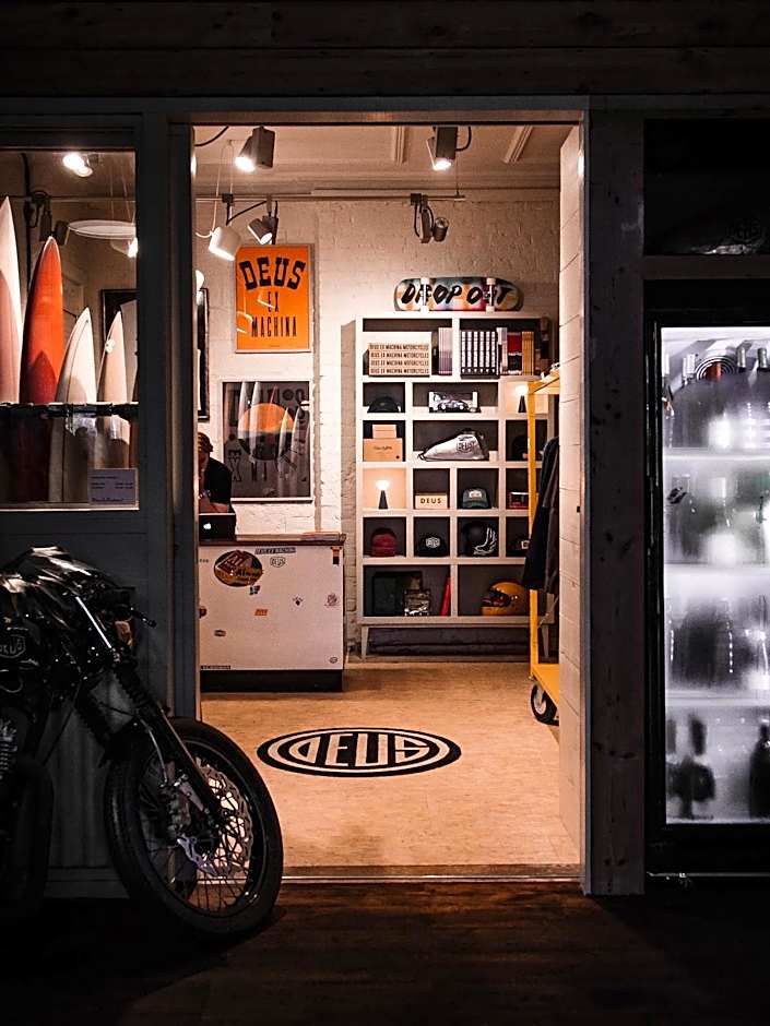 Deus Ex Machina Hotel