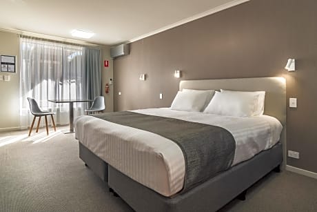 Argosy Motor Inn