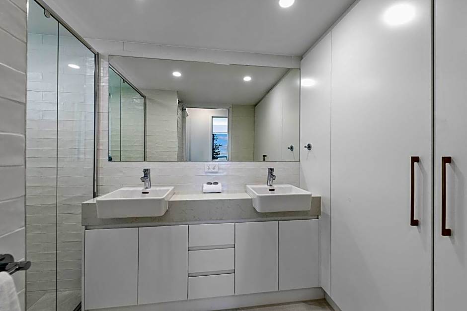 Alexandria Apartments