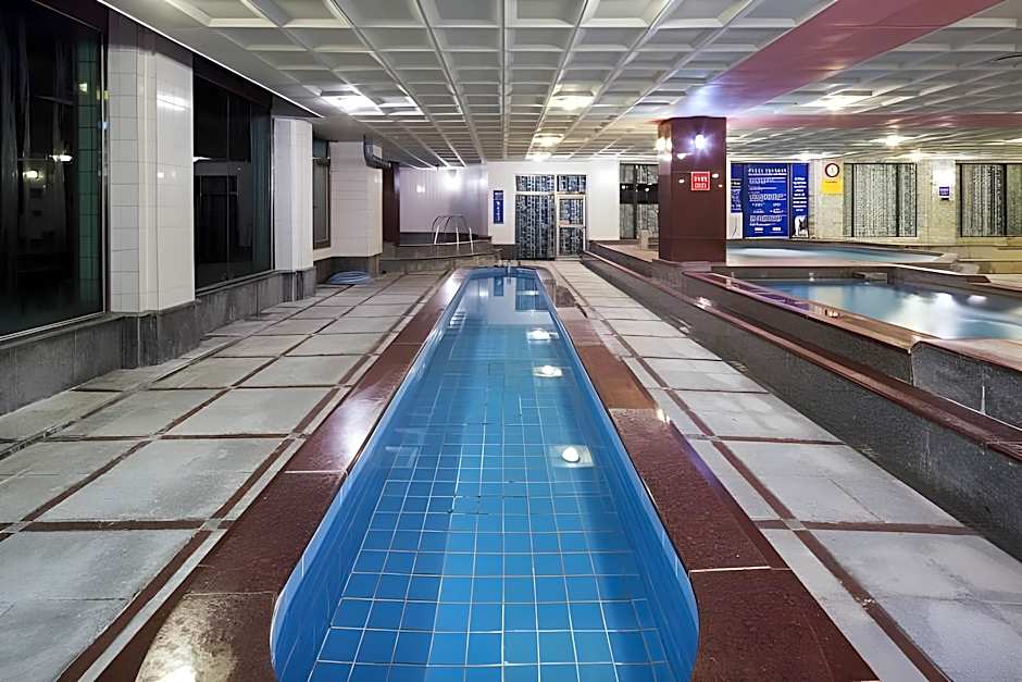 Dukgu Hot Spring Hotel