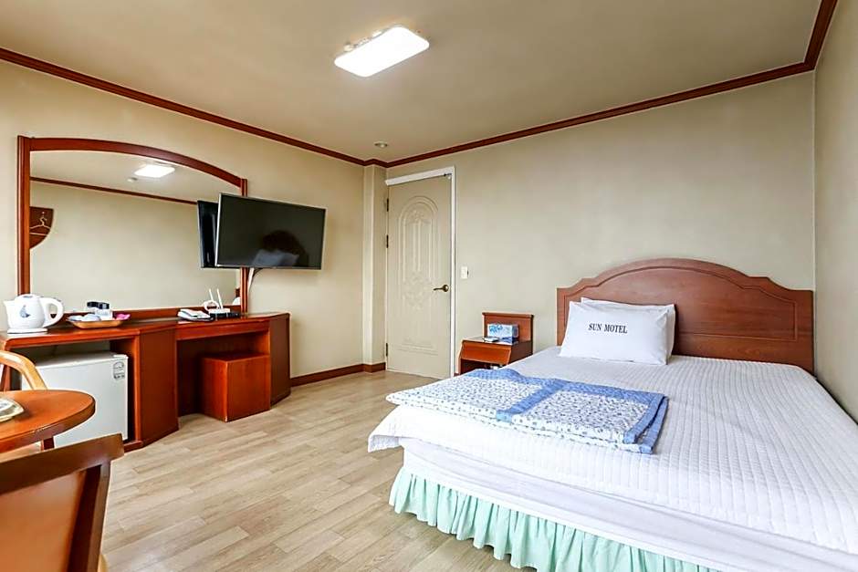 Sun Motel