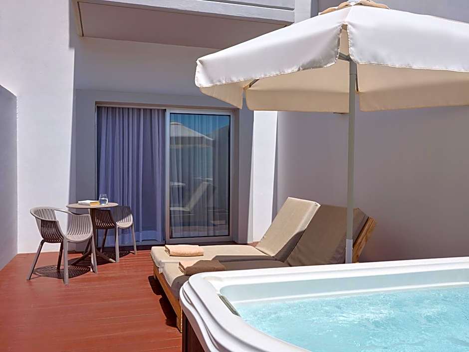 Atlantica Sea Breeze, Adults Only