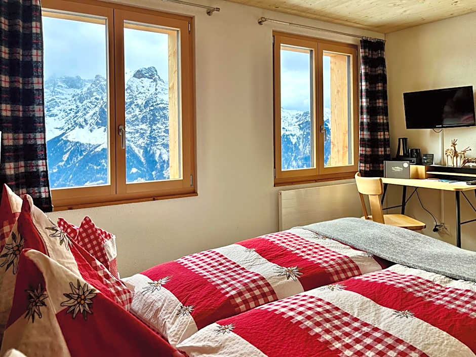 Berggasthaus Eggberge - Boutique Mountain Hotel - Access via Cablecar