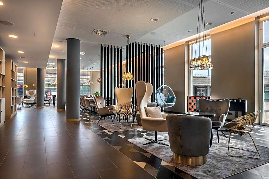 Holiday Inn - the niu, Ridge Halle Central Station By IHG