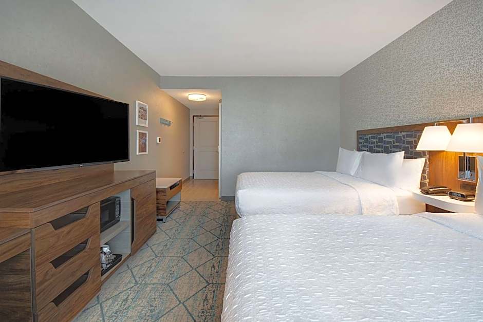 Hampton Inn By Hilton & Suites Sunnyvale-Silicon Valley, Ca