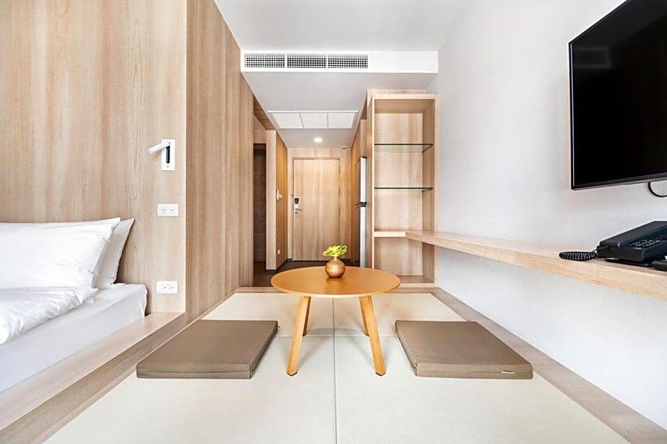 LiveZen Bangkok Sukhumvit