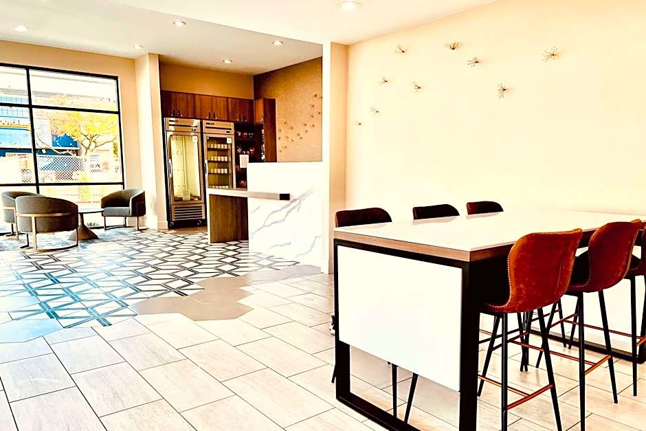 Ramada by Wyndham Modesto Yosemite Area