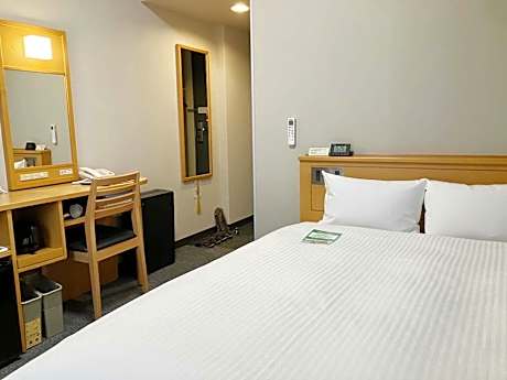 Double Room with Small Double Bed - Smoking