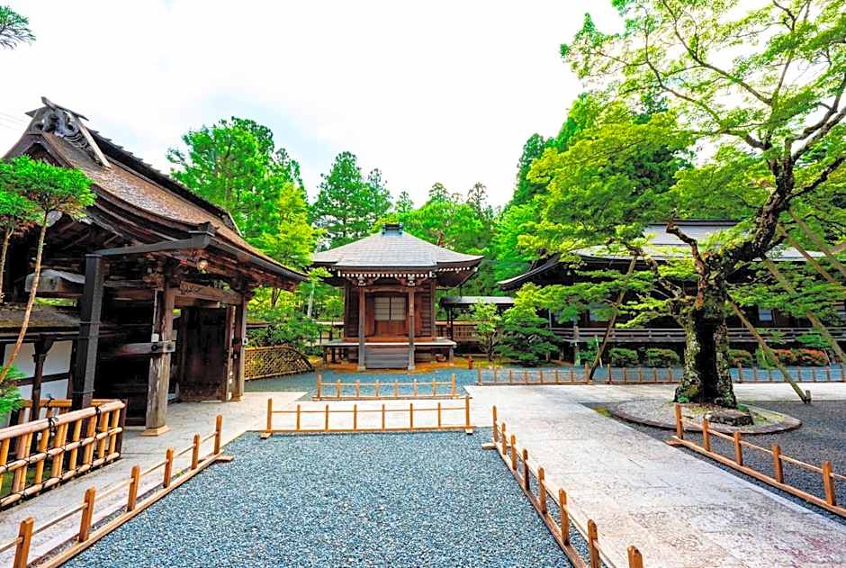 高野山 宿坊 龍泉院 -Koyasan Shukubo Ryusenin-