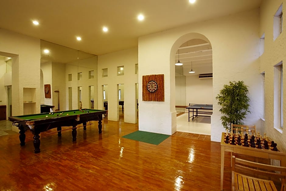 Waterfront Suites Phuket By Centara