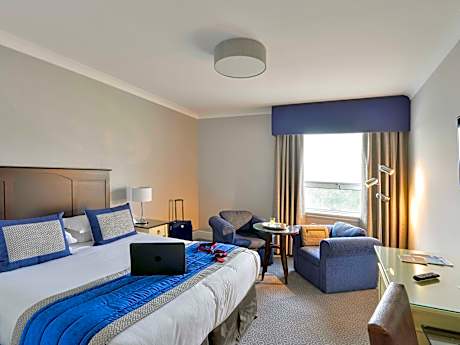 Standard Room with 1 double bed