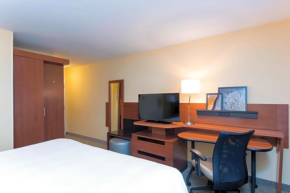 Fairfield Inn & Suites by Marriott Tampa Westshore/Airport