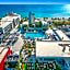 Hot tub & Rooftop pool- Near Beach
