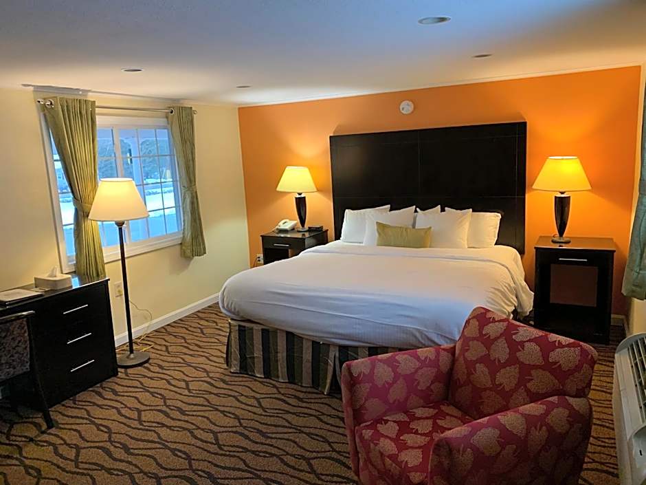 Four Winds Country Motel