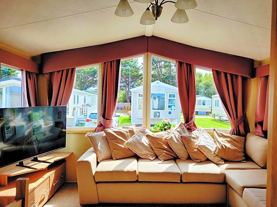 Lyons Robin Hood Holiday Park, The Shamrock Way