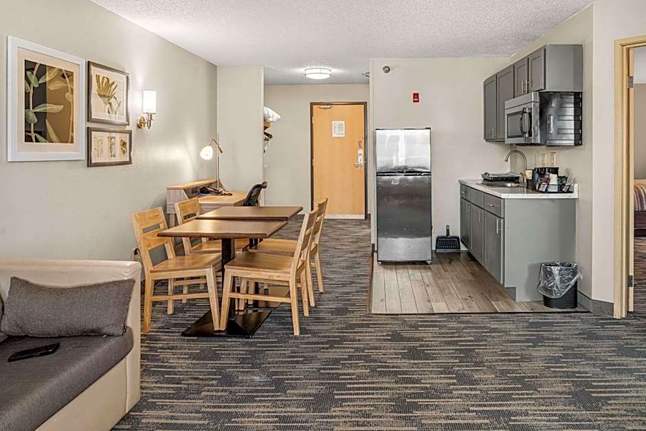 Country Inn & Suites by Radisson, Brookings