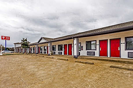 OYO Hotel Jewett TX Southwest, I-45