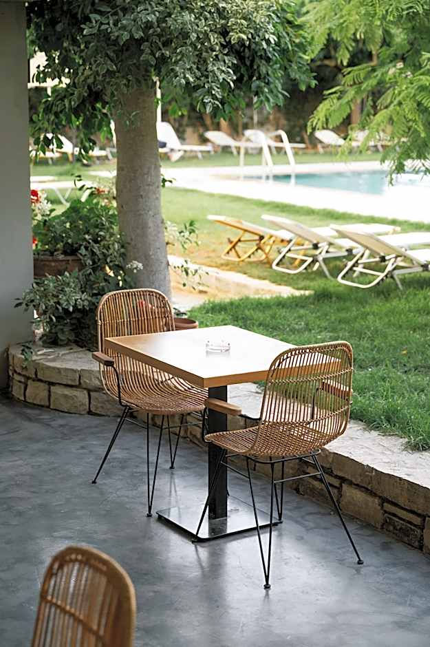 Matala Bay in Style Apartments