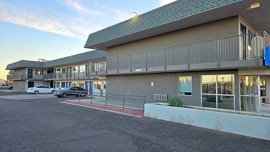 Motel 6-Blythe, CA
