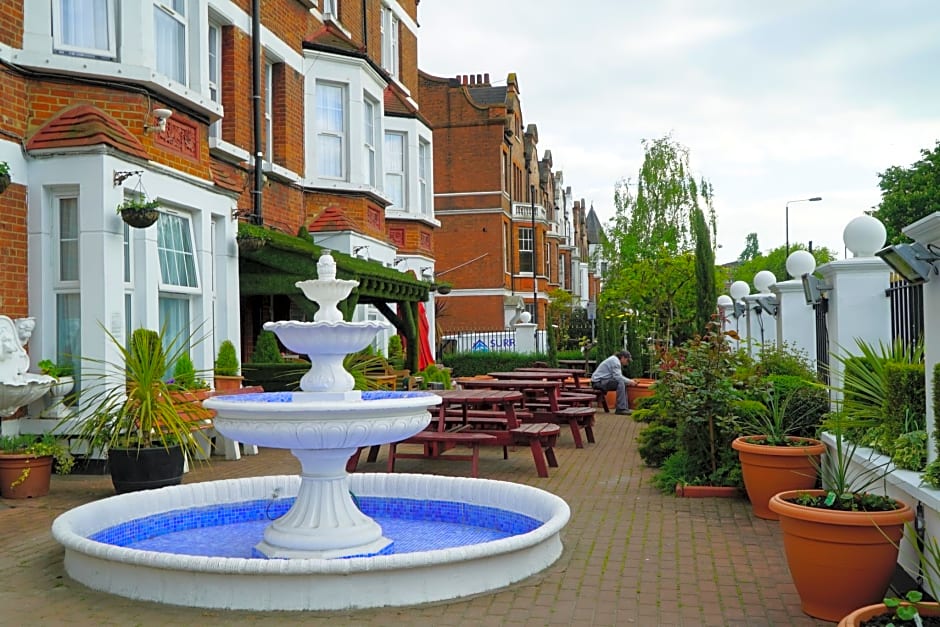 Clapham South Belvedere Hotel