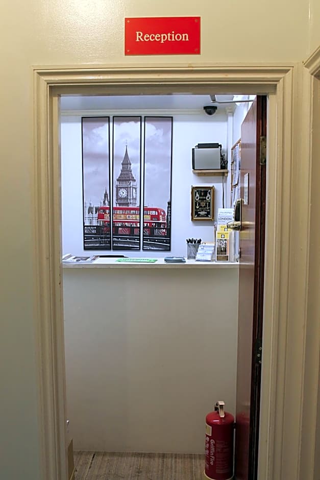 Dolphin Inn - The Lodge